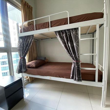 Regalia Bestfriend Hostel Kuala Lumpur Ngoại thất bức ảnh