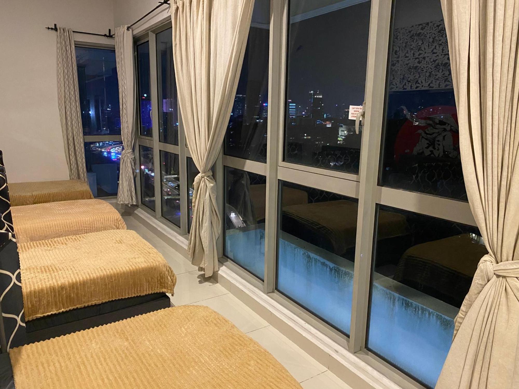 Regalia Bestfriend Hostel Kuala Lumpur Ngoại thất bức ảnh