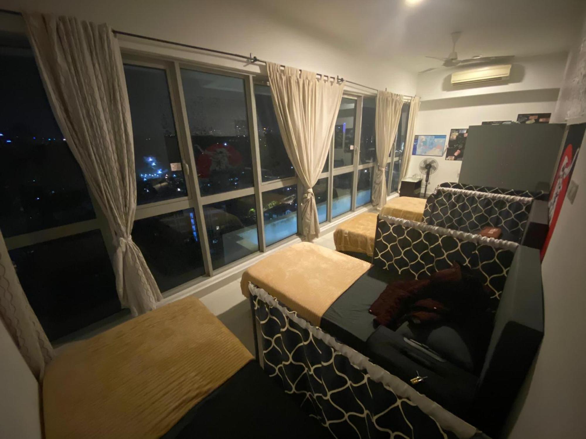Regalia Bestfriend Hostel Kuala Lumpur Ngoại thất bức ảnh