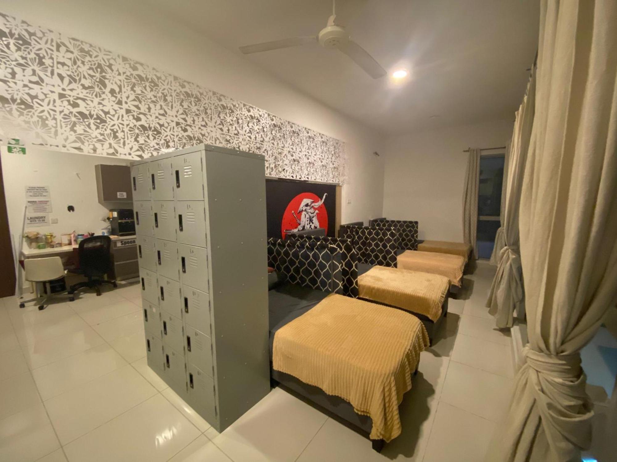 Regalia Bestfriend Hostel Kuala Lumpur Ngoại thất bức ảnh