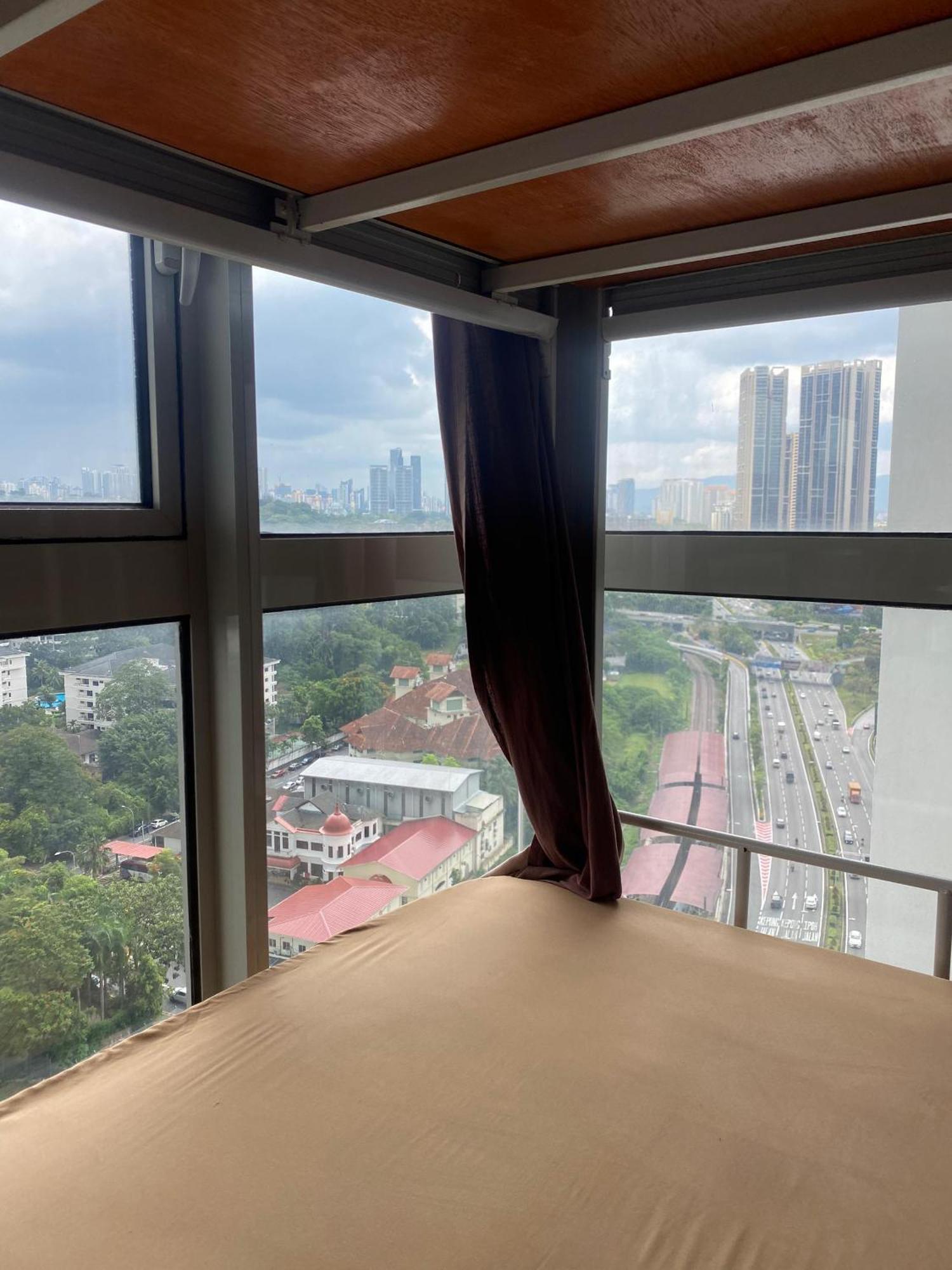 Regalia Bestfriend Hostel Kuala Lumpur Ngoại thất bức ảnh
