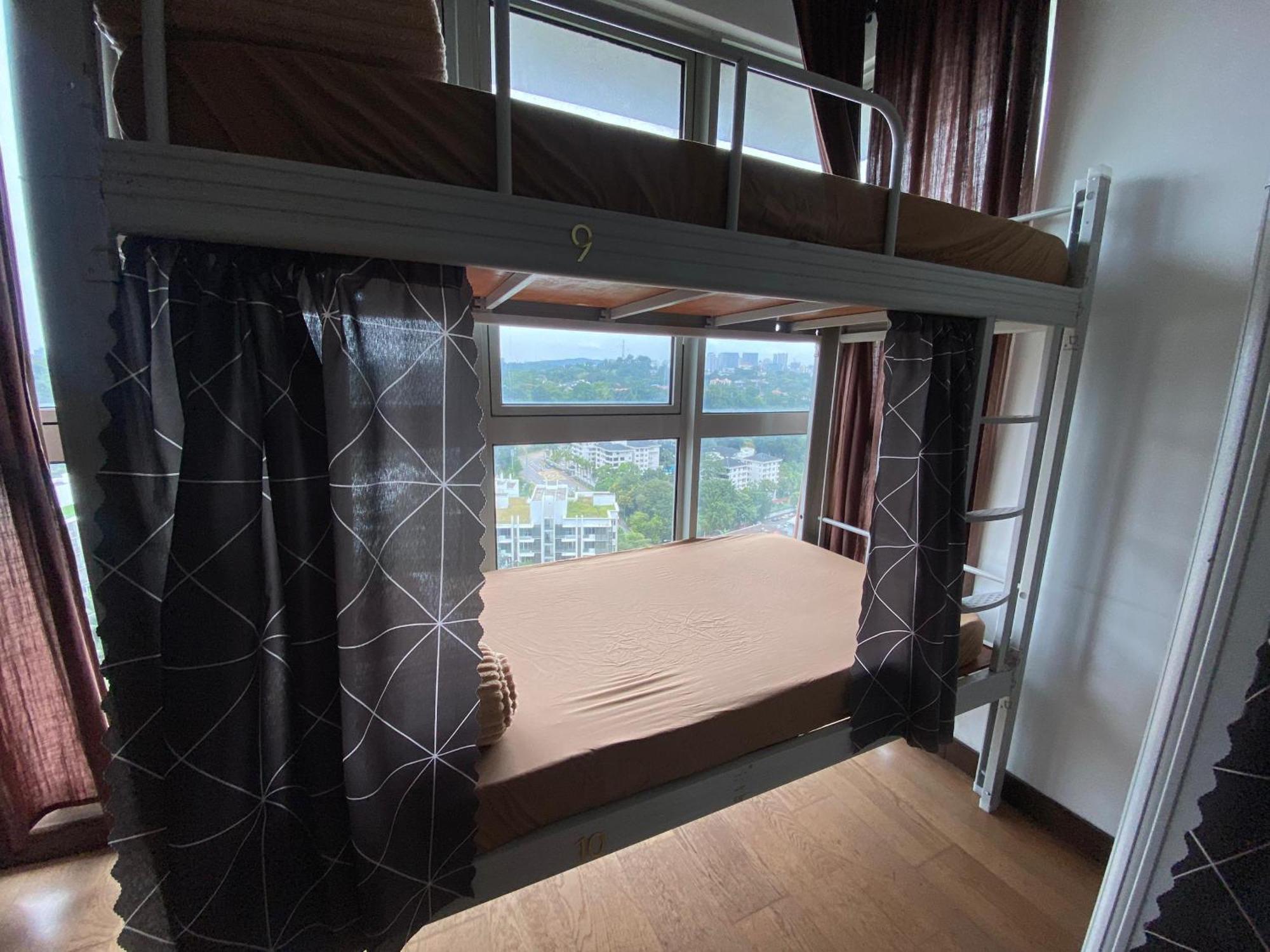 Regalia Bestfriend Hostel Kuala Lumpur Ngoại thất bức ảnh